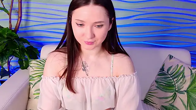 Tiny BunnyX online show from April 12, 2026, 6:05 am