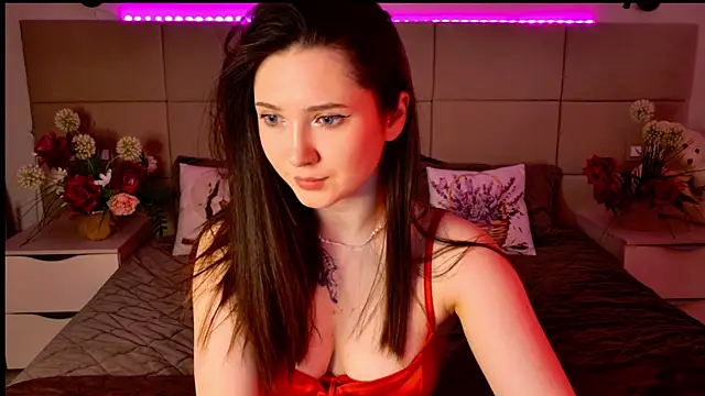 Tiny BunnyX online show from April 14, 2026, 6:18 am