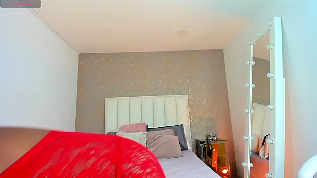 AmyRider  online show from March 12, 2026, 4:18 am