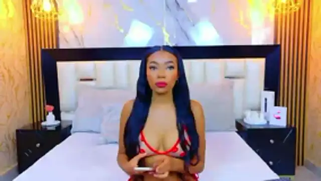 Snapshot of MiaDiamod chatting on February 28, 2026, 12:16 pm MiaDiamod online show from February 28, 2026, 12:16 pm