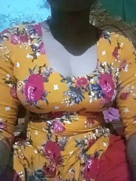 Snapshot of BreezySexyGirl69 chatting on July 11, 2026, 2:17 pm BreezySexyGirl69 online show from July 11, 2026, 2:17 pm