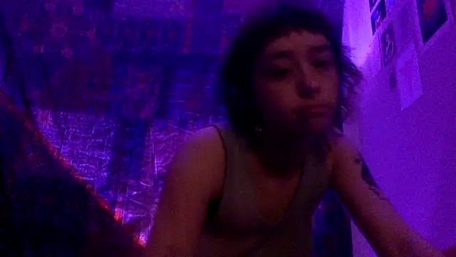 Snapshot of ivyxoxo chatting on March 2, 2026, 5:19 am ivyxoxo online show from March 2, 2026, 5:19 am