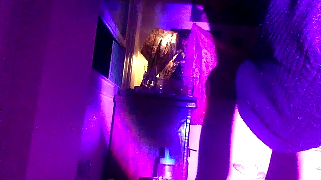 Snapshot of ivyxoxo chatting on February 28, 2026, 9:42 am ivyxoxo online show from February 28, 2026, 9:42 am