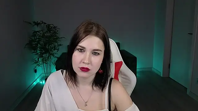 Snapshot of alian_legs chatting on February 20, 2026, 9:33 am alian legs online show from February 20, 2026, 9:33 am