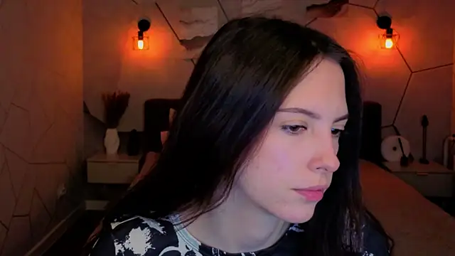 elise robbie online show from March 22, 2026, 1:09 am