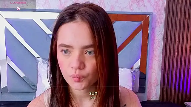 Snapshot of LittleeSara18 chatting on May 31, 2026, 10:10 am LittleeSara18 online show from May 31, 2026, 10:10 am