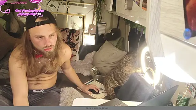 Juli Corn online show from April 16, 2026, 12:55 am