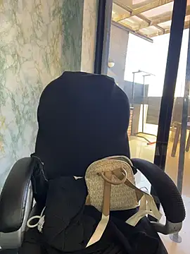 Snapshot of Belanny-LS chatting on February 27, 2026, 2:06 pm Belanny-LS online show from February 27, 2026, 2:06 pm