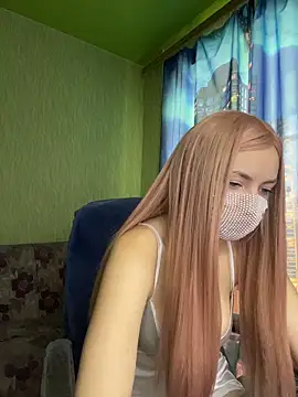 SophieBlackwood online show from April 16, 2026, 8:37 am