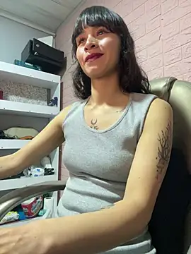 Mistymoon online show from April 4, 2026, 12:45 pm