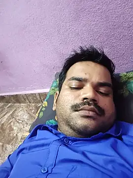 Snapshot of rkr1996kum chatting on July 9, 2026, 5:23 pm rkr1996kum online show from July 9, 2026, 5:23 pm