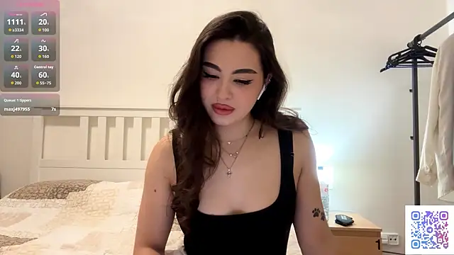 Sweet BerryBabe online show from March 24, 2026, 12:32 am