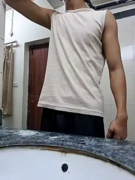 peanutbutteater online show from March 21, 2026, 7:20 am