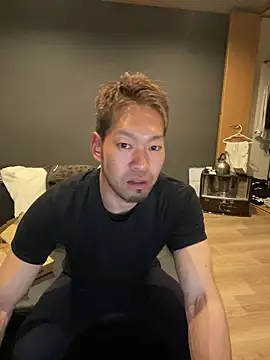 Snapshot of ryuaaaaa chatting on May 20, 2026, 5:21 pm ryuaaaaa online show from May 20, 2026, 5:21 pm