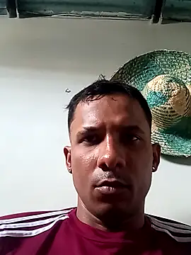 Snapshot of blackhot22c chatting on February 18, 2026, 7:10 pm blackhot22c online show from February 18, 2026, 7:10 pm