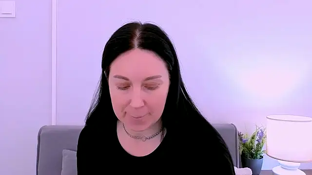 Snapshot of MiaFair chatting on May 14, 2026, 3:31 pm MiaFair online show from May 14, 2026, 3:31 pm