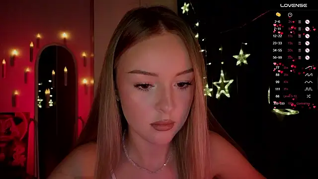 Snapshot of Nestyzz chatting on February 21, 2026, 9:17 pm Nestyzz online show from February 21, 2026, 9:17 pm