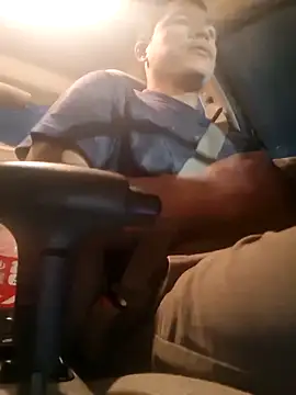 gueboloco2626 online show from March 11, 2026, 11:48 am