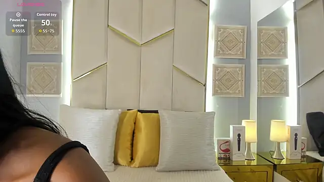 Snapshot of KarinaaCoxx chatting on June 20, 2026, 11:59 am KarinaaCoxx online show from June 20, 2026, 11:59 am