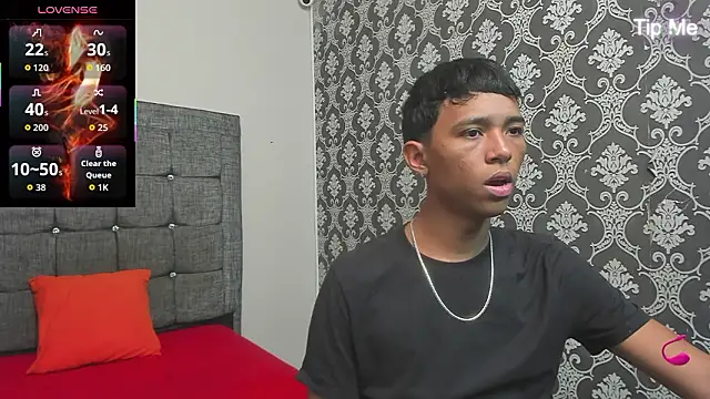 Little Twink19x online show from March 19, 2026, 7:14 pm