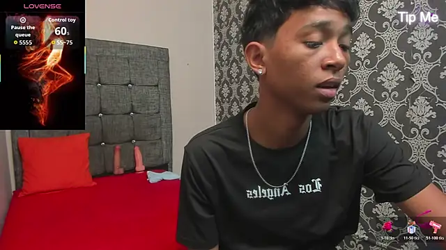 Little Twink19x online show from April 15, 2026, 7:18 pm