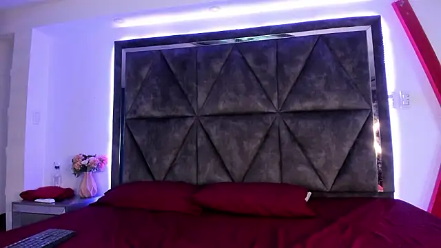 Miia Grey  online show from February 26, 2026, 12:49 pm