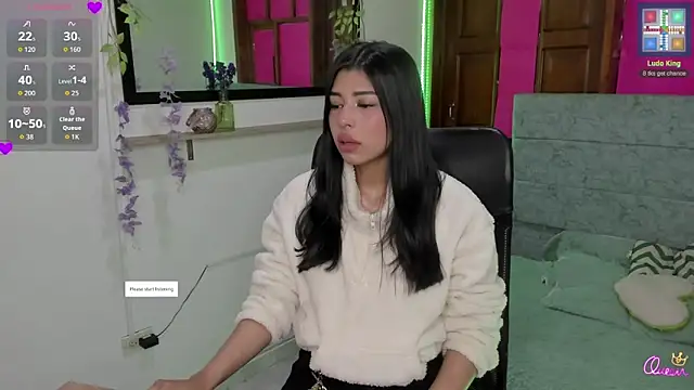 Aysha winxs online show from April 9, 2026, 3:41 am