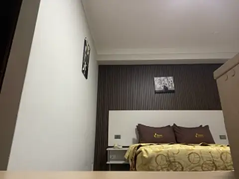 ForeverLola2026 online show from April 14, 2026, 4:39 am