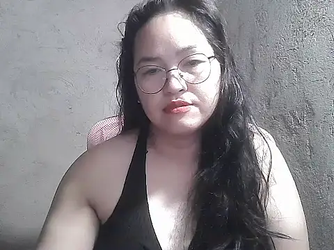 Snapshot of wildchinita00 chatting on June 25, 2026, 8:36 pm wildchinita00 online show from June 25, 2026, 8:36 pm