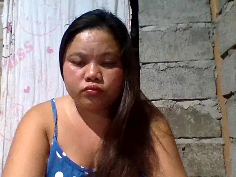 sweetlyn31 online show from March 25, 2026, 7:13 pm