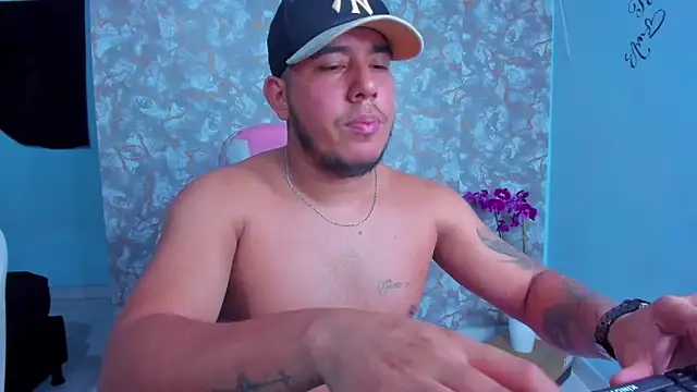 Snapshot of edgarsexxx chatting on February 24, 2026, 5:19 am edgarsexxx online show from February 24, 2026, 5:19 am