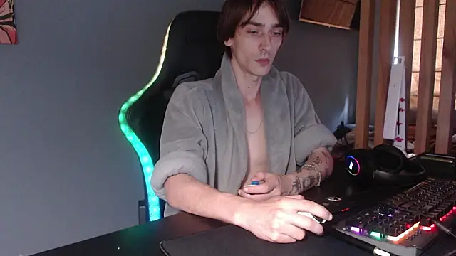 Snapshot of Samuel_Skywalker chatting on July 8, 2026, 10:38 am Samuel Skywalker online show from July 8, 2026, 10:38 am
