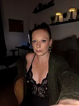 ZaramourXMrX online show from April 6, 2026, 7:15 pm