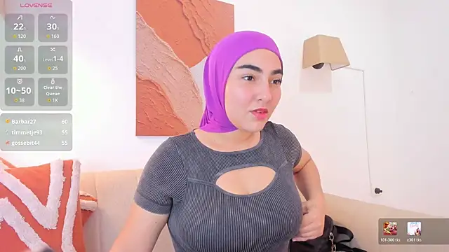 Snapshot of Malika_Noor chatting on May 25, 2026, 3:11 pm Malika Noor online show from May 25, 2026, 3:11 pm