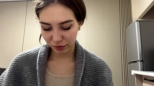 HypnoticEyeys online show from February 21, 2026, 5:26 pm