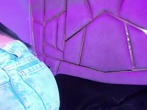 Blue Vely online show from February 19, 2026, 4:15 pm