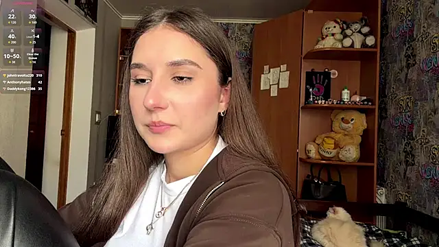 poly princess online show from April 10, 2026, 11:28 am