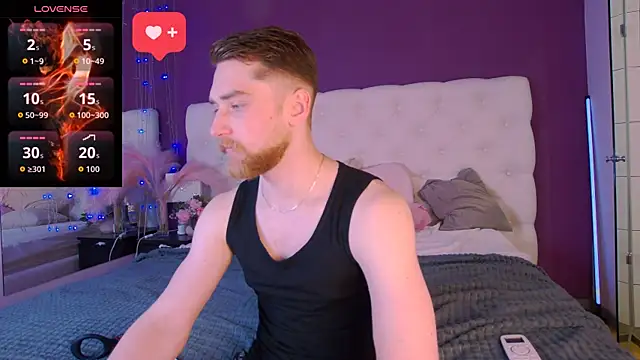 Dexter Raze online show from March 31, 2026, 11:07 pm