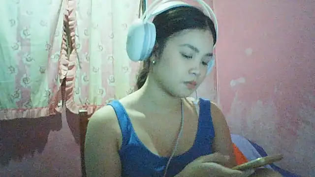 DessertFlower online show from May 13, 2026, 2:29 am