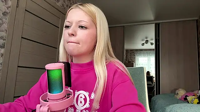 Snapshot of JeneeBIanks chatting on March 4, 2026, 1:08 pm JeneeBIanks online show from March 4, 2026, 1:08 pm