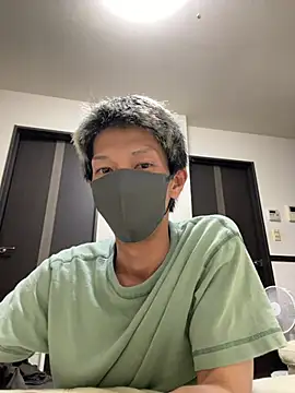 Snapshot of Yumemiru-k chatting on August 7, 2026, 2:45 pm Yumemiru-k online show from August 7, 2026, 2:45 pm
