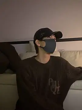 Yumemiru-k online show from April 16, 2026, 9:39 pm