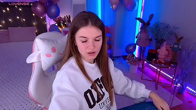 Ann Wood online show from February 20, 2026, 10:39 am