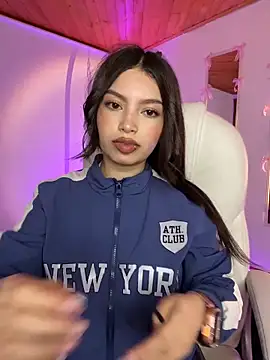 Mady Pink online show from March 3, 2026, 2:51 am