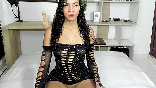 valeriavelasquez online show from July 14, 2026, 10:27 pm