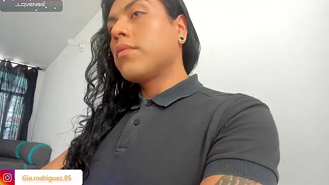 Jess Hoffman online show from April 2, 2026, 3:30 pm