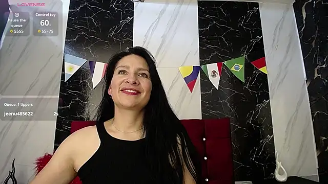 Snapshot of SofiaMoreno_ chatting on June 18, 2026, 5:51 pm SofiaMoreno online show from June 18, 2026, 5:51 pm