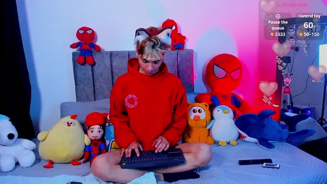 Callum 777 online show from March 27, 2026, 4:43 am