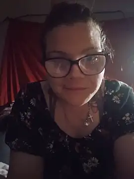 Snapshot of Sexymilf6992 chatting on May 28, 2026, 4:53 am Sexymilf6992 online show from May 28, 2026, 4:53 am