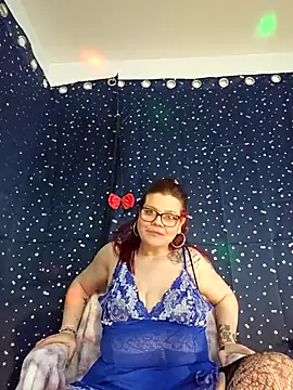 Snapshot of Sexymilf6992 chatting on March 26, 2026, 4:05 pm Sexymilf6992 online show from March 26, 2026, 4:05 pm